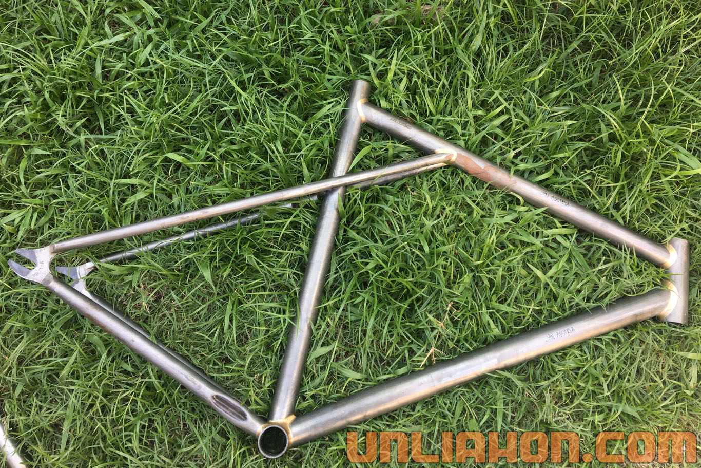 triple triangle bike frame